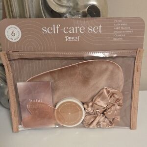 Pinch Self-Care Set in Soft Pink and Beige